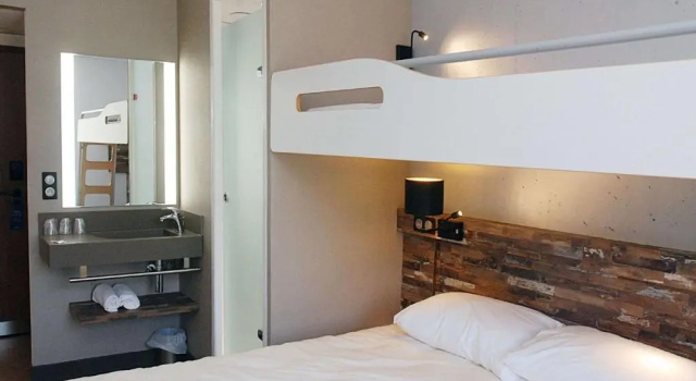Номер Standard Ibis Budget Annecy sud-Poisy