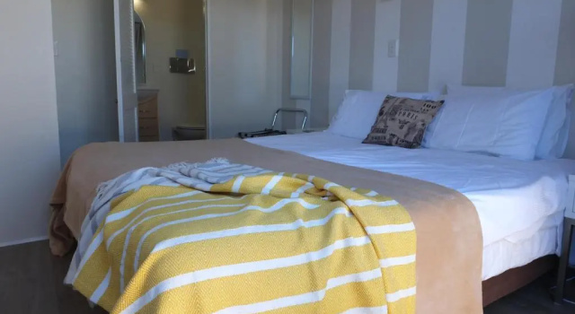 Апартаменты Le Chalet Waiheke Apartments