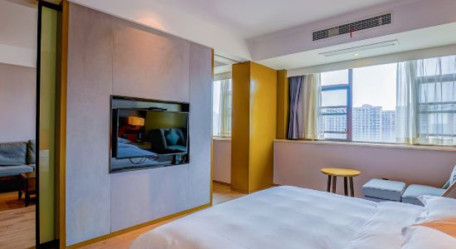 Люкс Deluxe Huayue Hotel