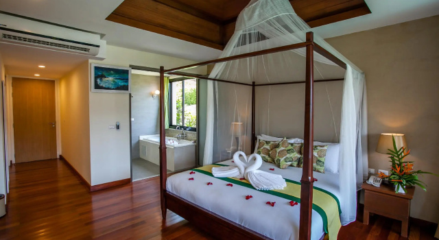 Вилла Two-Storey Pool HULA HULA RESORT l truly tropical and fun wellness