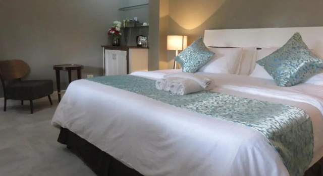 Двухместный номер Deluxe с балконом Kav's Beach Resort