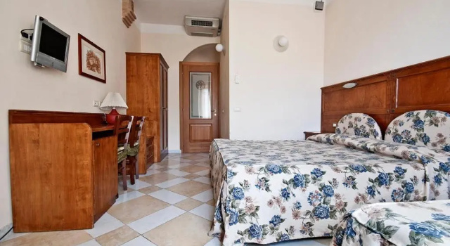 Трёхместный номер Standard с балконом Al Mercato B&B