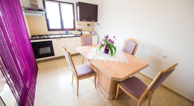 Апартаменты Apartments Villa Flora