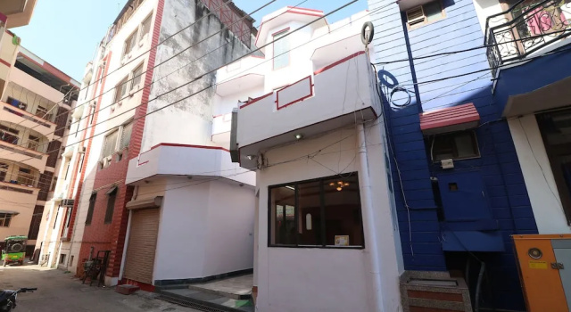 Oyo 24020 Megha Yatri Niwas