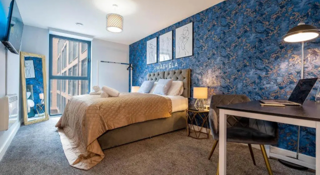 MAEVELA Apartments - ULTRA High-End New Build Apartment ✪ City Centre, Digbeth ✓ With JULIET BALCONY - ROOFTOP TERRACE - PS4 & Smart TV's