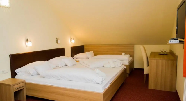 Трёхместный номер Standard Corvina Hotel-Restaurant