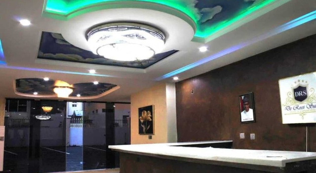 De-Rossi Hotel And Suites, Rezervasyon Otel Bwari otoparklı oteller, Otopark