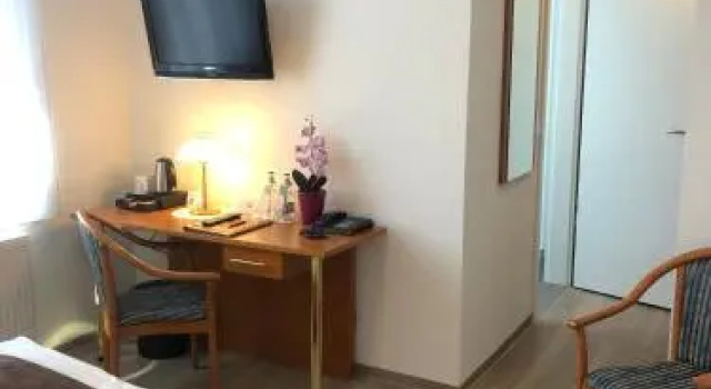 Hotel Johann, Забронировать Отель Варендорф 