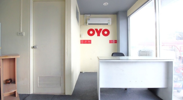 Yuyuen Mansion by OYO Rooms, Забронировать Отель Патхумтхани Pathumthani Province