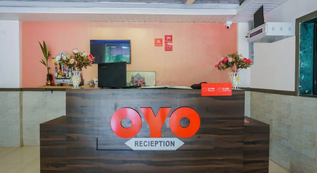 OYO 18815 Bhushan Residency