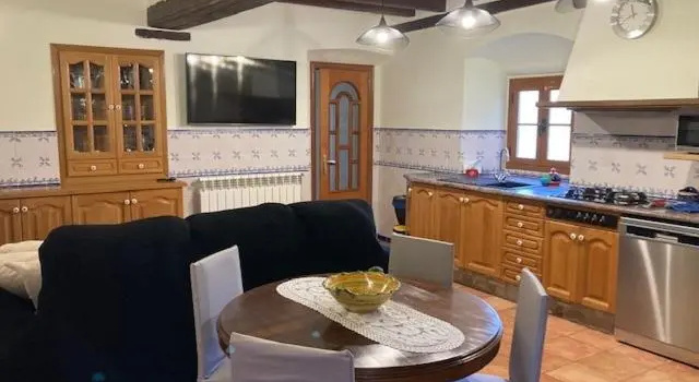 Коттедж с 2 комнатами Can Homs