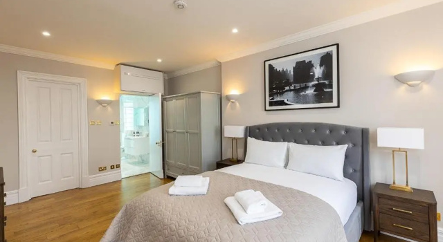 JOIVY Stylish Flat near Mayfair & Piccadilly Circus