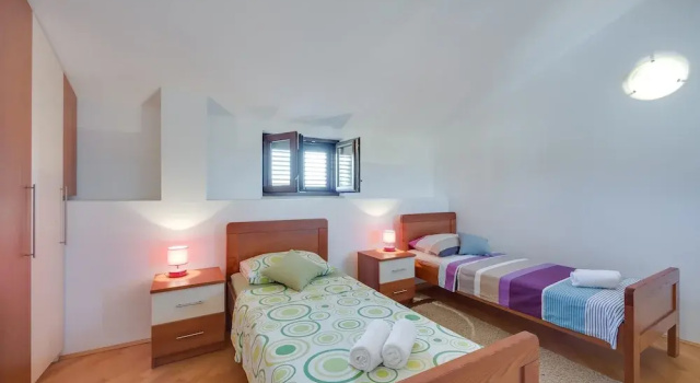 Holiday Home Ema in Tar - Vabriga, Забронировать Дом для отпуска Отели Poreč Riviera с парковкой, Парковка