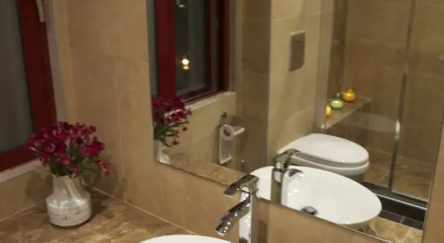 Семейный люкс с балконом Fanari Hotel