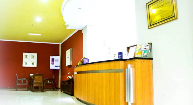 pia hotel cirebon, Брондау Қонақ үй Tangkil West Java