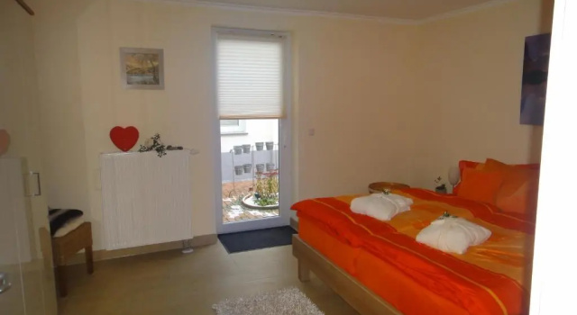 Fewo31, exklusive Apartments, 2 Minuten vom Strand und Alten Strom, Забронировать Апартаменты/квартира Отели Мекленбург-Померания с парковкой, Парковка