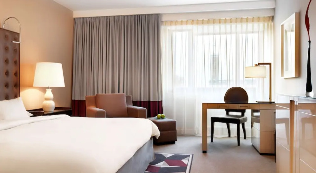 Двухместный Club Access номер Hyatt Regency Köln