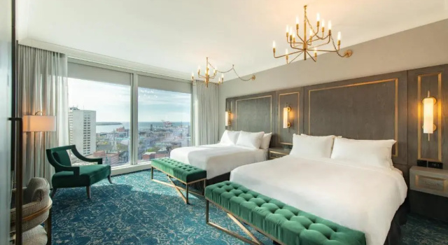 Четырёхместный номер Standard The Sutton Place Hotel Halifax