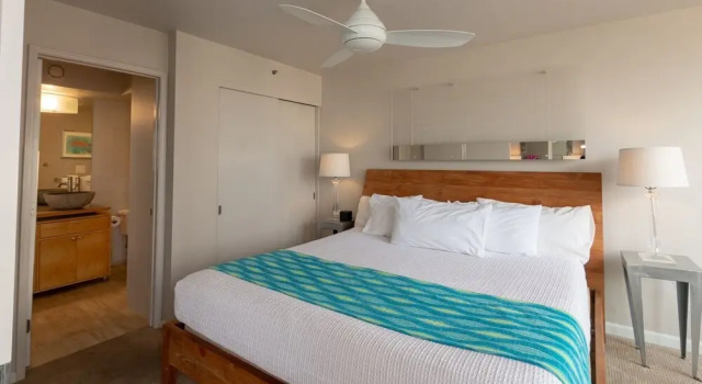 High Level Waikiki Condo - Enjoy Ocean Views From Your Private Lanai! by Koko Resort Vacation Rentals, Забронировать Апартаменты/квартира Вайкики Гонолулу, рядом с Kapiolani Park