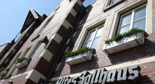 Hotel Altes Zollhaus, Забронировать Отель Хорумерзиль Вангерланд