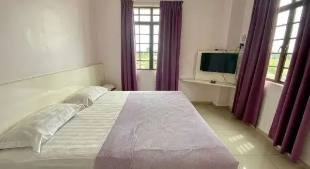 Двухместный номер Deluxe Lavender Riverside Hotel