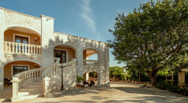 Holiday Gli Archi