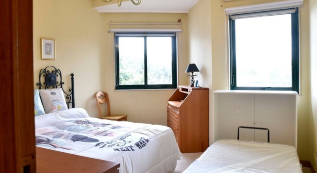 Beautiful Apartment in Front of the Beach, Забронировать Апартаменты/квартира Виго Pontevedra Province, рядом с Пляж Vao