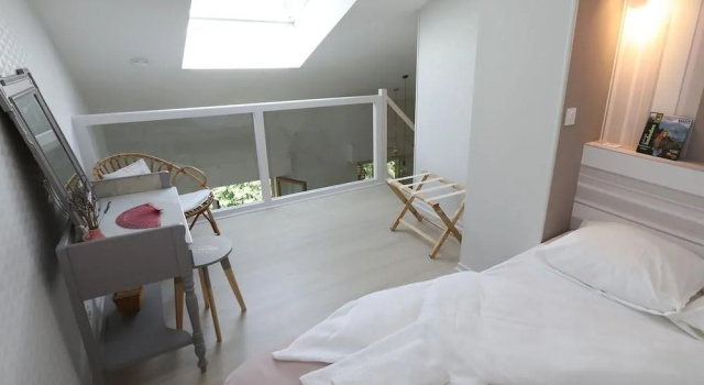 Duplex w/garage near lake and Annecy downtown, Забронировать Отель Отели Озера Анси с парковкой, Парковка