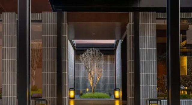 Hometown Famous Hotels in the Ancient City (Lu Xun’s Hometown Cangqiao Zhijie Store, Shaoxing)
