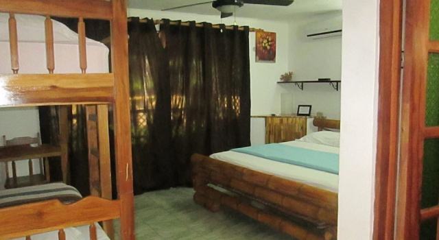 Четырёхместный семейный номер Standard Bugabutik Hotel Resort