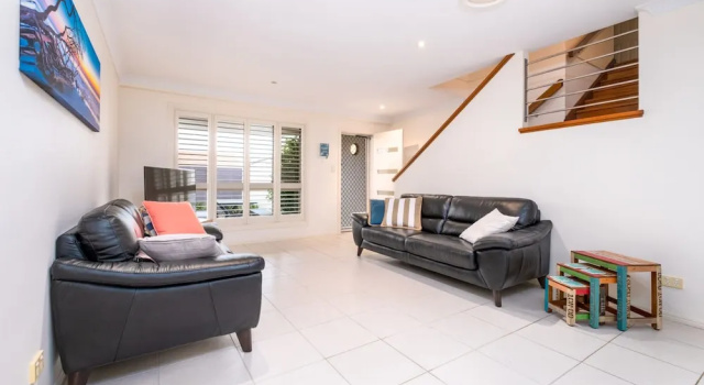 Driftwood - Modern Townhouse, Забронировать Отель Курабелл Byron Bay Hinterland