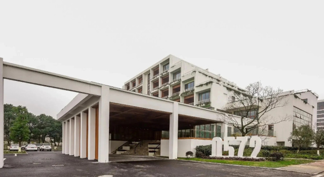 Suzhou 0572 Tailake Hot Spring Vacation Hotel, Забронировать Отель Сучжоу Китай