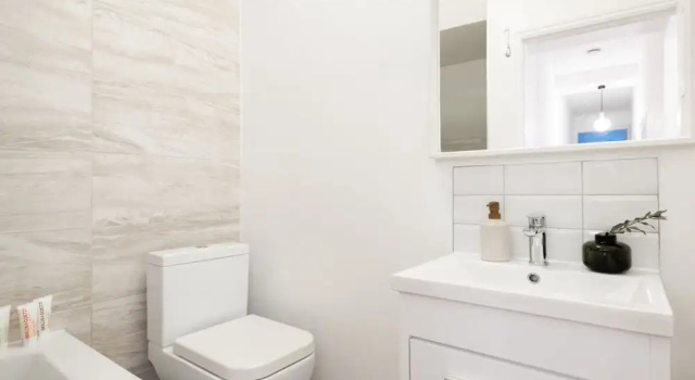 The Leyton Midland Escape - Modern 2bdr Flat With Garden, Забронировать Отель Уолтамстоу Лондон