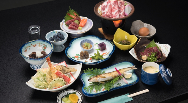 Ashiyasu Onsen Iwazonokan, Забронировать Отель Минамиарупусу Яманаси