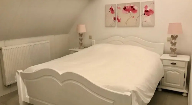 Cense de Lalouette, Забронировать Апарт-отель Сен-Гислайн Эно