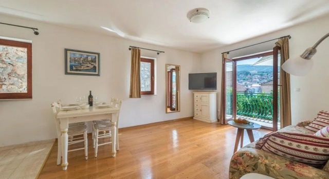 Aparthouse - Villa Napoleon, Foglalás Villa Jelsa Hvar