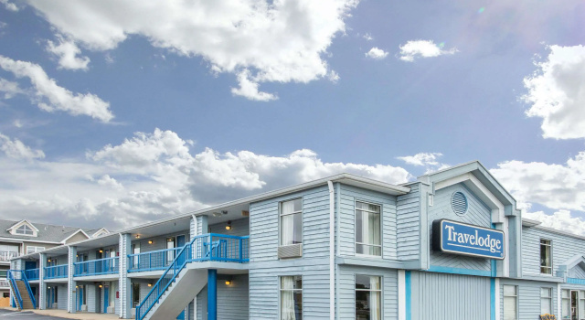 Travelodge by Wyndham Virginia Beach Bay Beach
