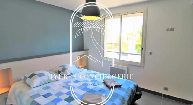 Appartement 3 étoiles coquet à 700m de la mer Les Bonnettes WiFi PK BY HC, Забронировать Апартаменты/квартира Отели Var coast с парковкой, Парковка