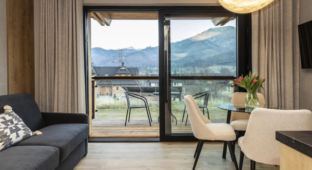 Апартаменты Deluxe Szymaszkowa 7 Luksusowe Apartamenty, z widokiem na Giewont - sauna, parking w cenie - blisko stoku narciarskiego!