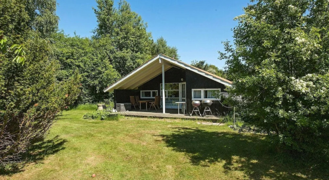 Cozy Holiday Home in Zealand With Large Terrace, Забронировать Дом для отпуска Хойби Остров Зеландия