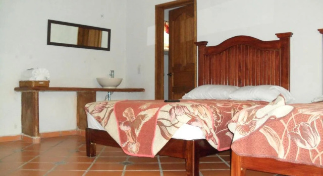 Hacienda Maria Elena, Забронировать Отель Отели Тепостлан с бассейном, Бассейн