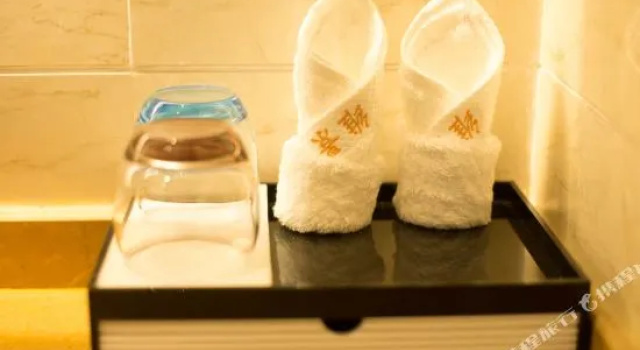 Vision Hotel (Zhijiang Qixing Square), Rezerwuj Hotel Yichang Hubei
