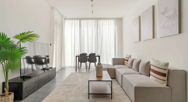 Spacious 2BR in The Crest With Pool and gym, Забронировать Апартаменты/квартира Дубай Эмират Дубай