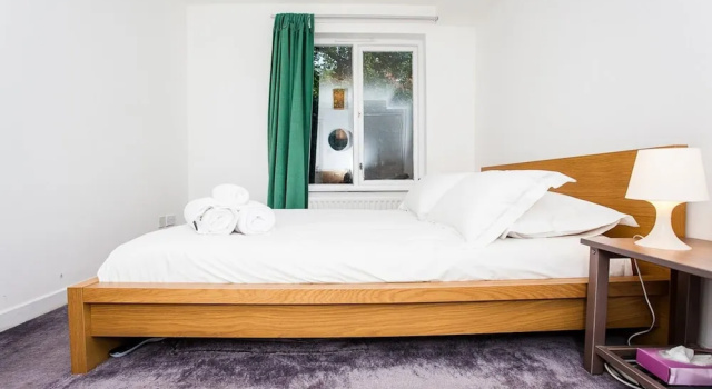 Charming Peaceful 2 Bed with Parking and Garden