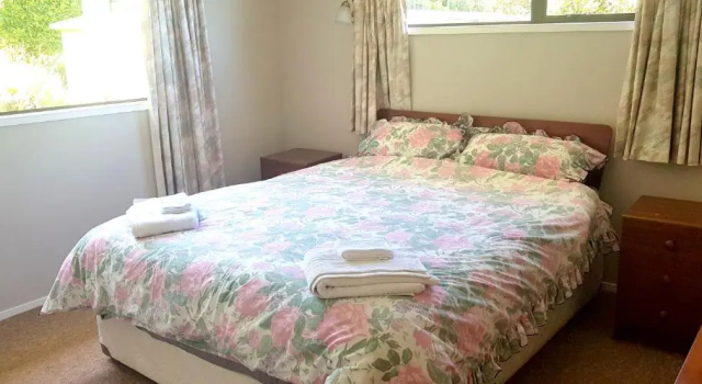 Family Home on Paku - Tairua, Coromandel Peninsular, Забронировать Отель Тайруа 