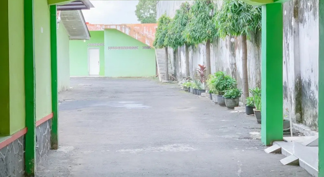 Urbanview Hotel Dasa Putra Syariah Sumedang