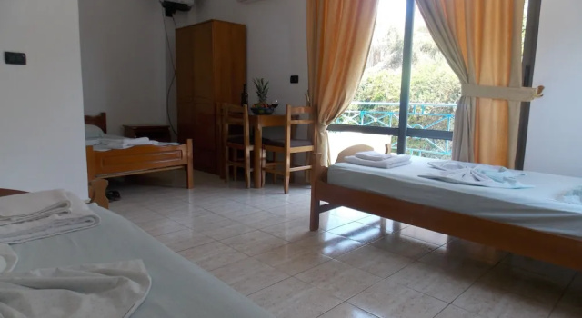 Standard Dreier Zimmer mit Bergblick Blue Saranda Hotel