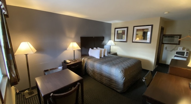 Двухместный номер Standard с балконом Golden Hill Inn-Danbury