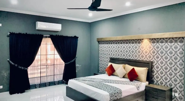 New Airport Lodge