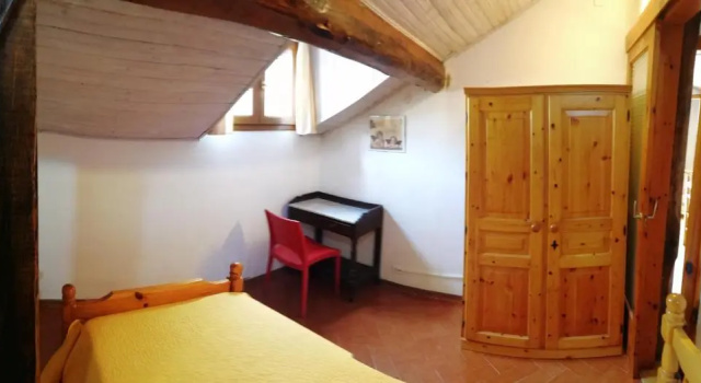 DELIZIOSO ATTICO CON AMPIO TERRAZZO e GARAGE A DUE PASSI DAL MARE e DALLE CINQUETERRE LT-0485